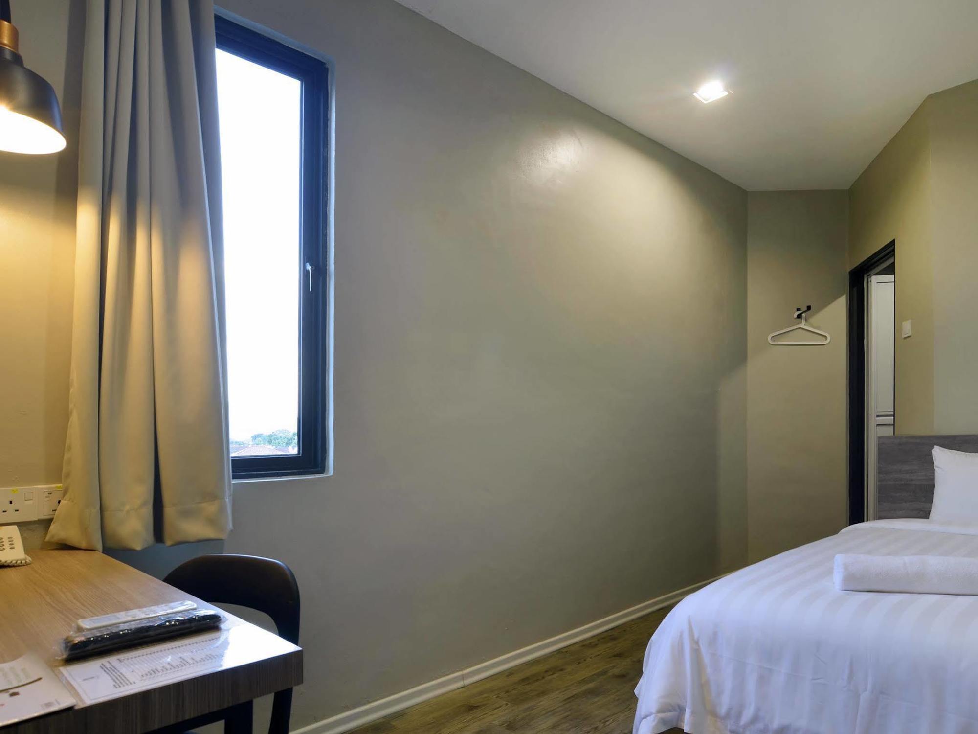 Chariton Hotel Alma Bukit Mertajam Ngoại thất bức ảnh