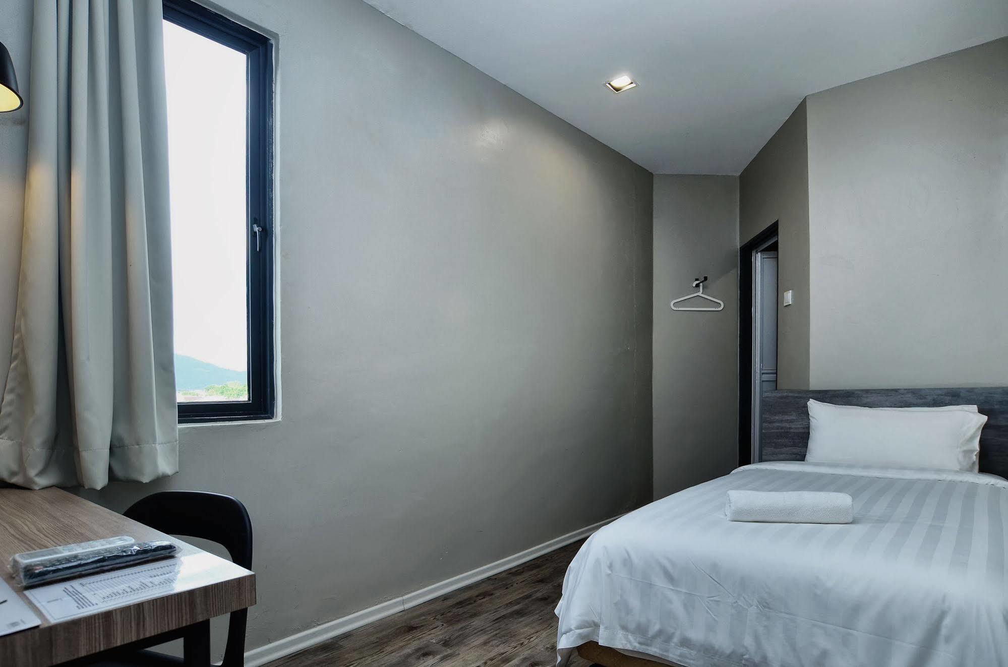 Chariton Hotel Alma Bukit Mertajam Ngoại thất bức ảnh